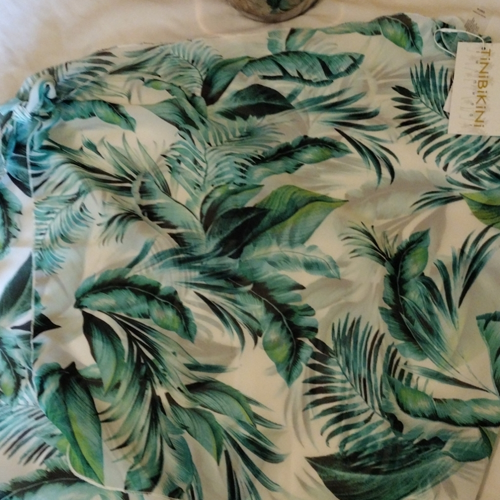 Swimsuit wrap